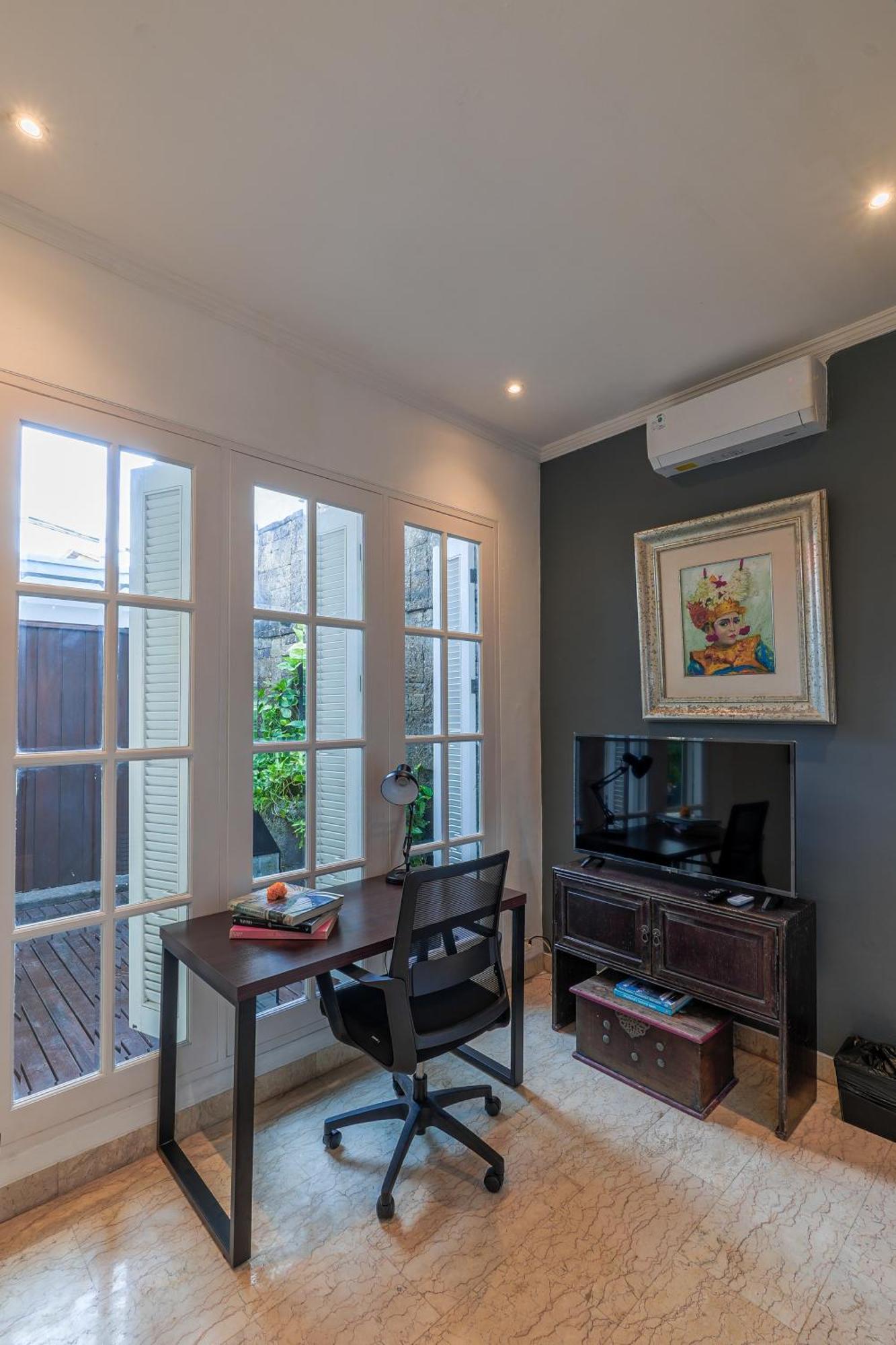 Mosan House - Unique Art-Filled Gem In Perfect Location A Short Walk From The Beach Or Seminyak Square Including Ac Office For Remote Working Dış mekan fotoğraf